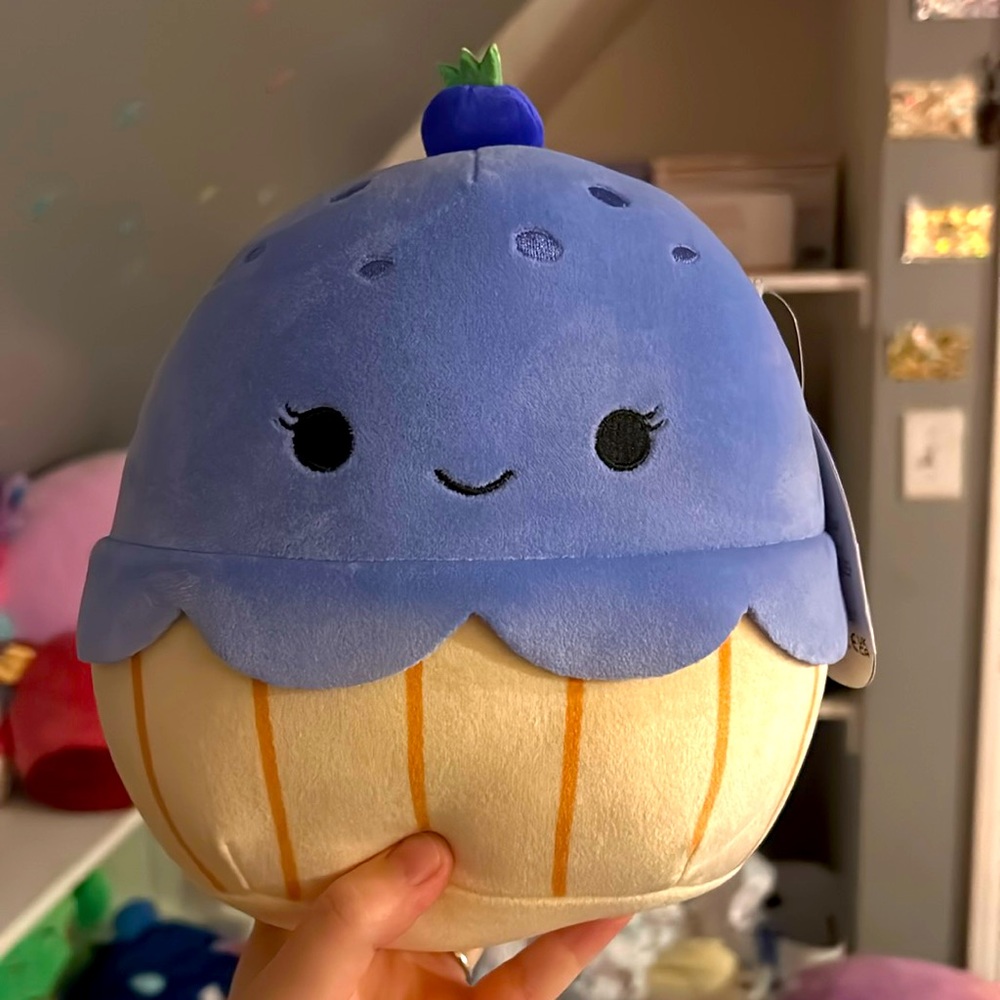 Squishmallows Jova the blueberry muffin 🫐🧁